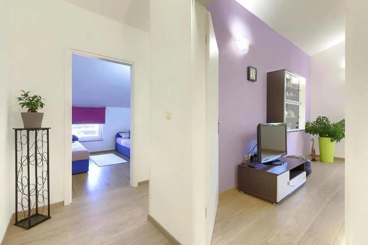 Appartement Homestay Pula Kroatië