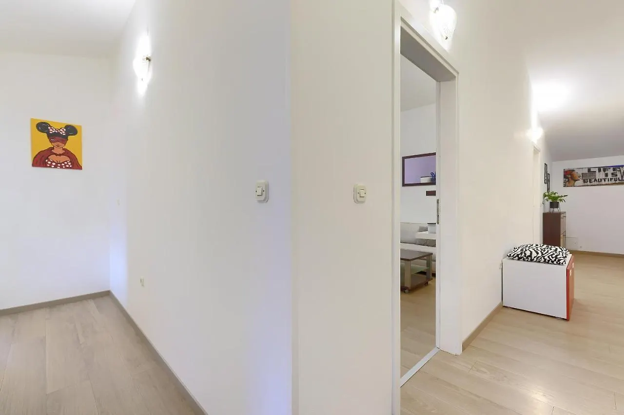 Homestay Pula 0*,  Kroatien